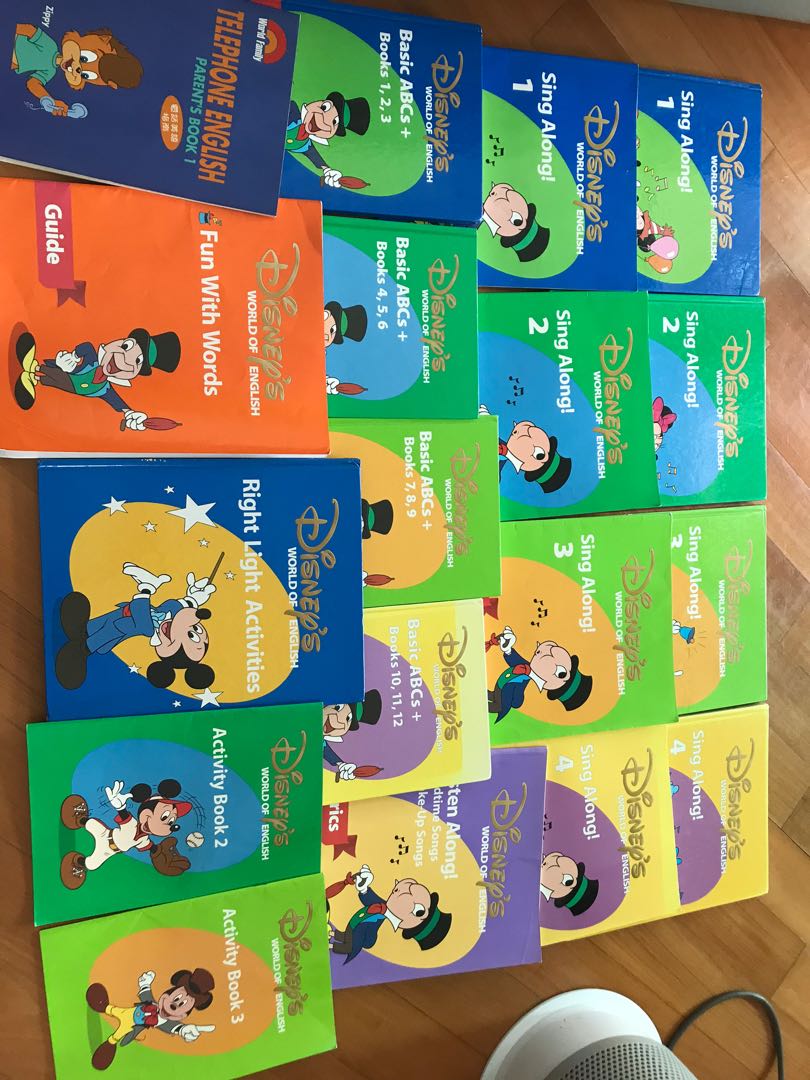 Disney world of english sing along 1-4, 興趣及遊戲, 書本& 文具