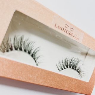 (Category: ) located in . Submitted by lashesbysya_ (Listing ID 1157355987, Image 1). Description: .