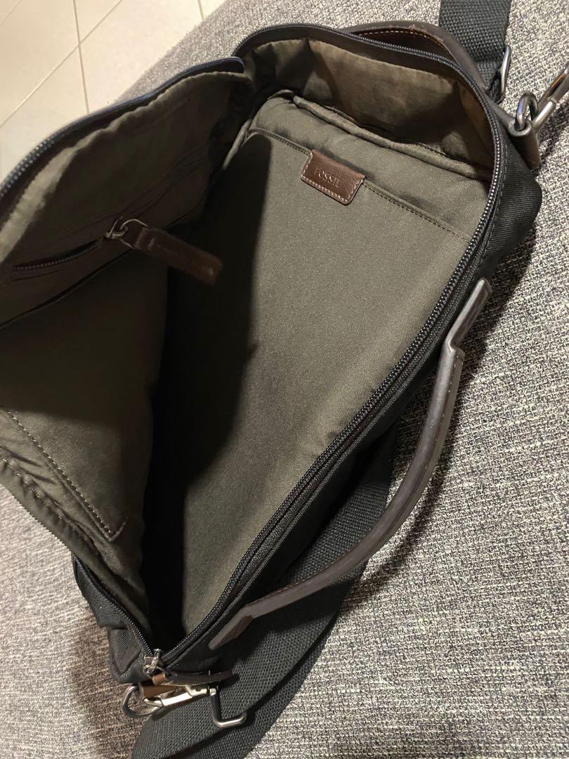 Fossil Buckner Commuter Bag, Men's Fashion, Bags, Sling Bags on Carousell