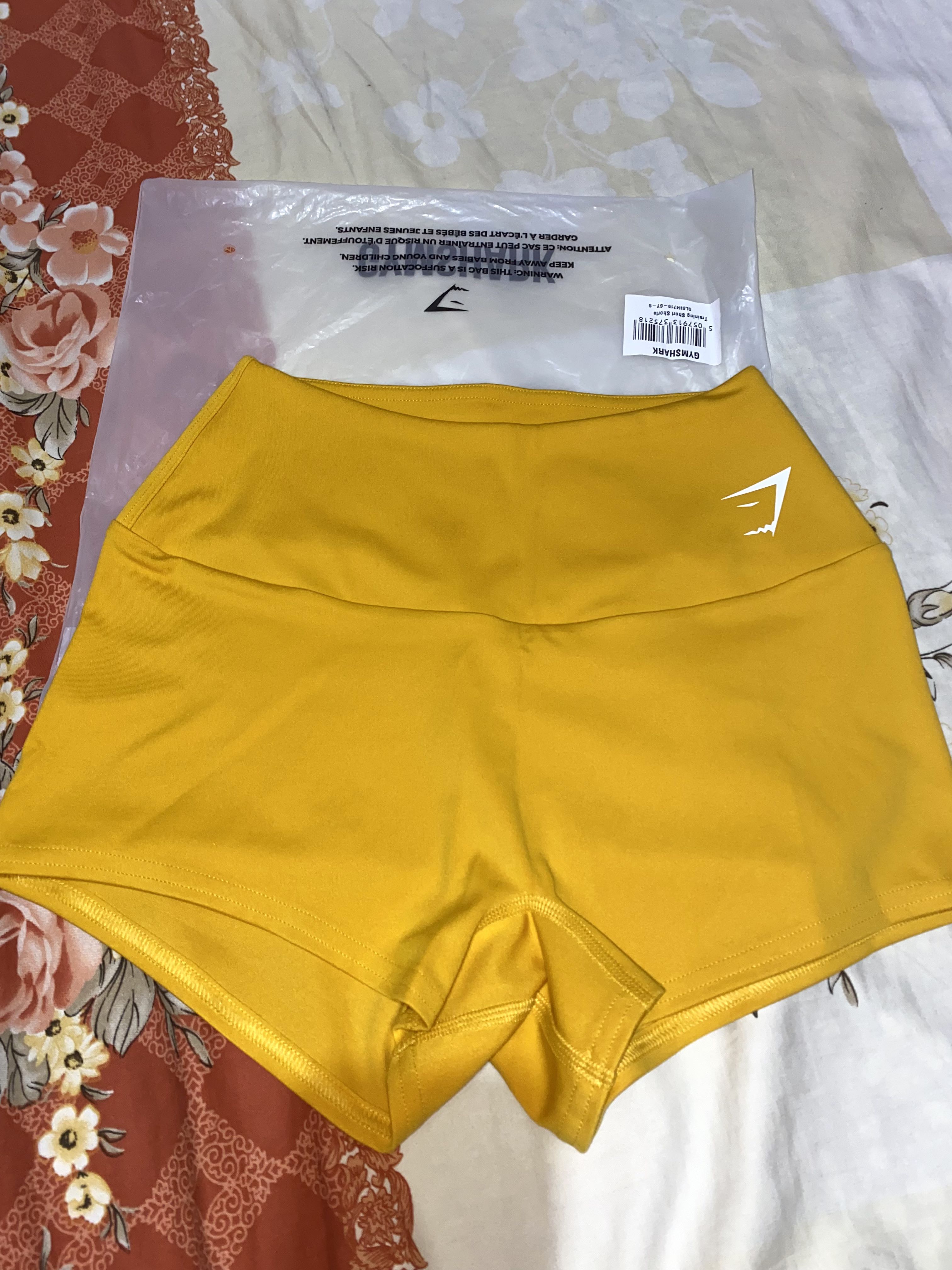 Yellow gymshark shorts outlet