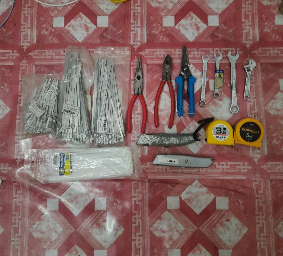 Hand tools and accessories, Commercial & Industrial, Construction Tools