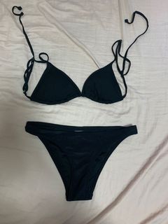 (Category: ) located in . Submitted by _fatimaxx (Listing ID 1157365418, Image 1). Description: .