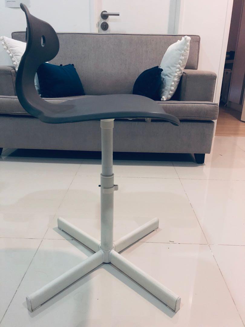 Molte desk on sale chair review