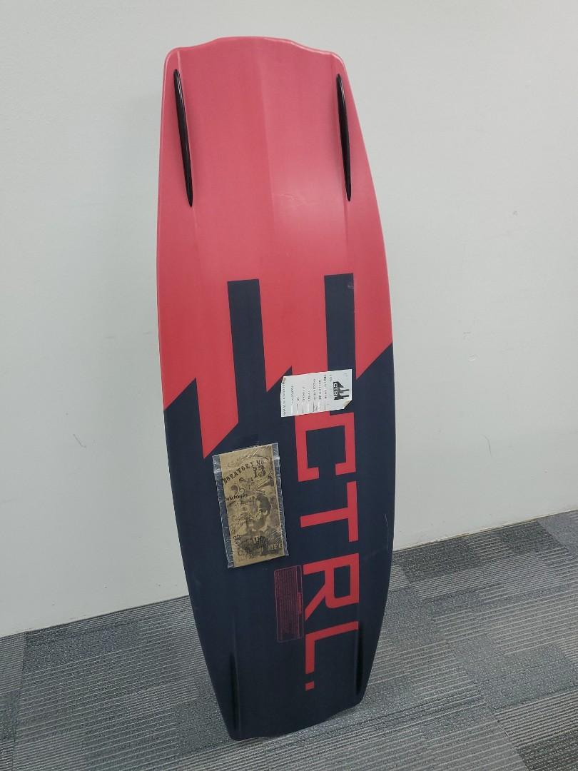 Imperial CTRL wakeboard with binding and boots US9, Sports Equipment, Sports & Games, Water
