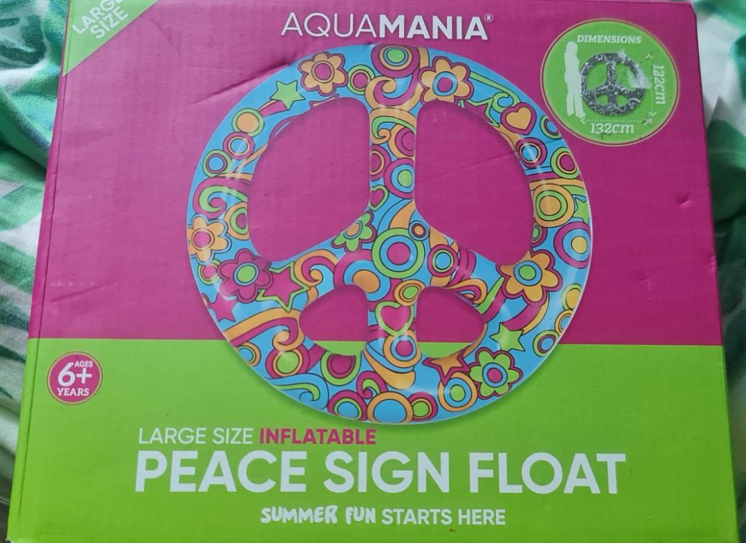 Inflatable pool float (Category: Kids Toys) located in Singapore. Submitted by collectible (Listing ID 1157400032, Image 1). Description: .