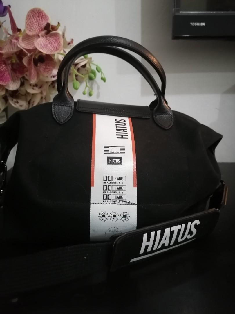 Longchamp hiatus sales bag price