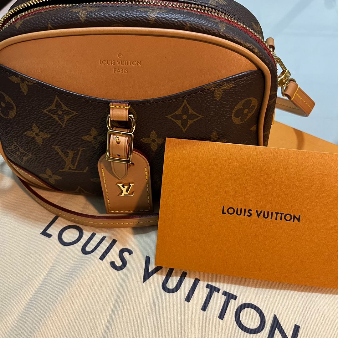 Unused LV Deauville mini, Women's Fashion, Bags & Wallets, Tote Bags on  Carousell