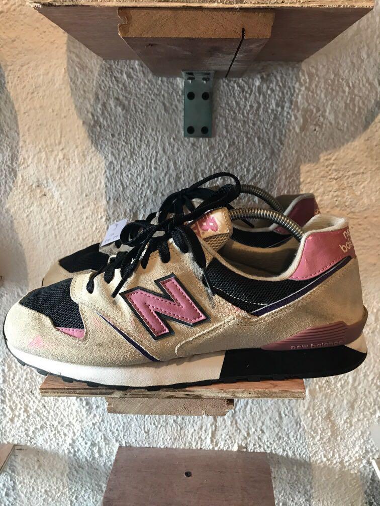 New balance 446 brown top