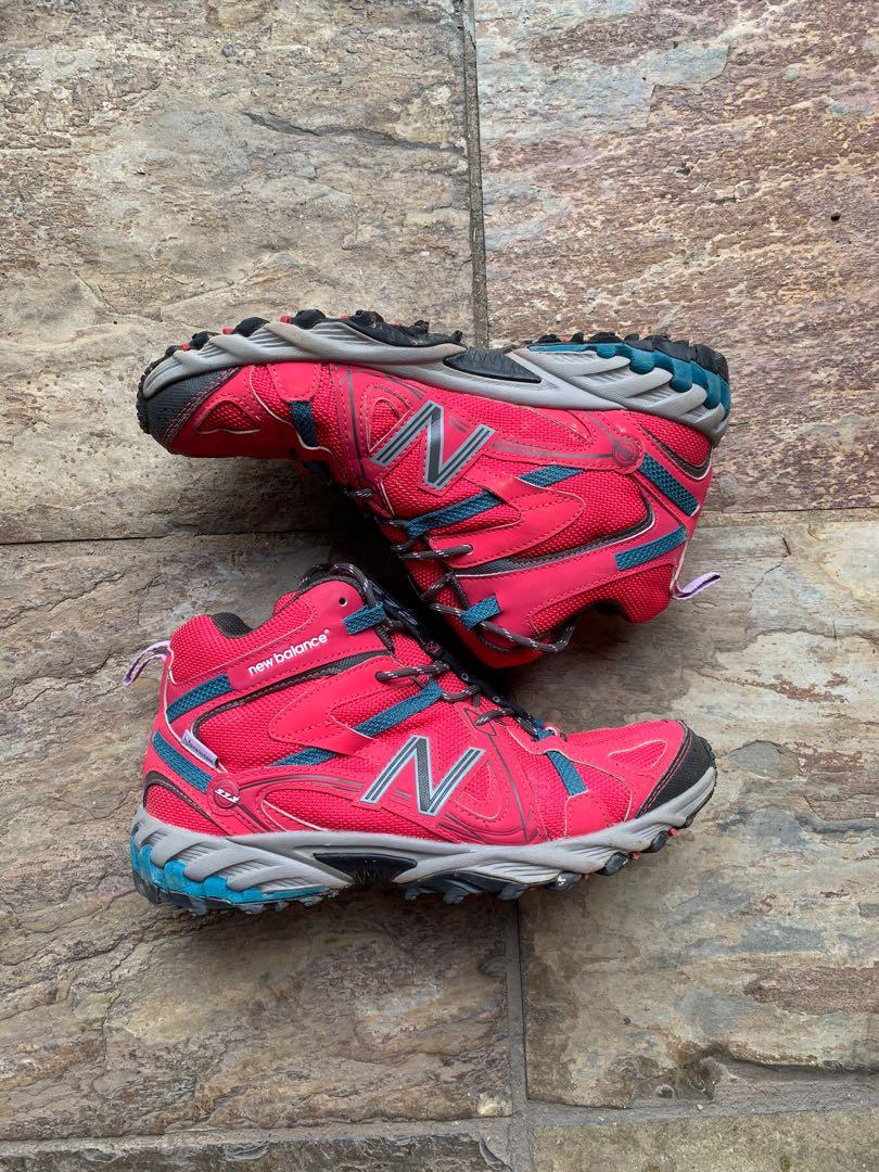 New balance hiking shoes, Sports Equipment, Hiking & Camping on Carousell