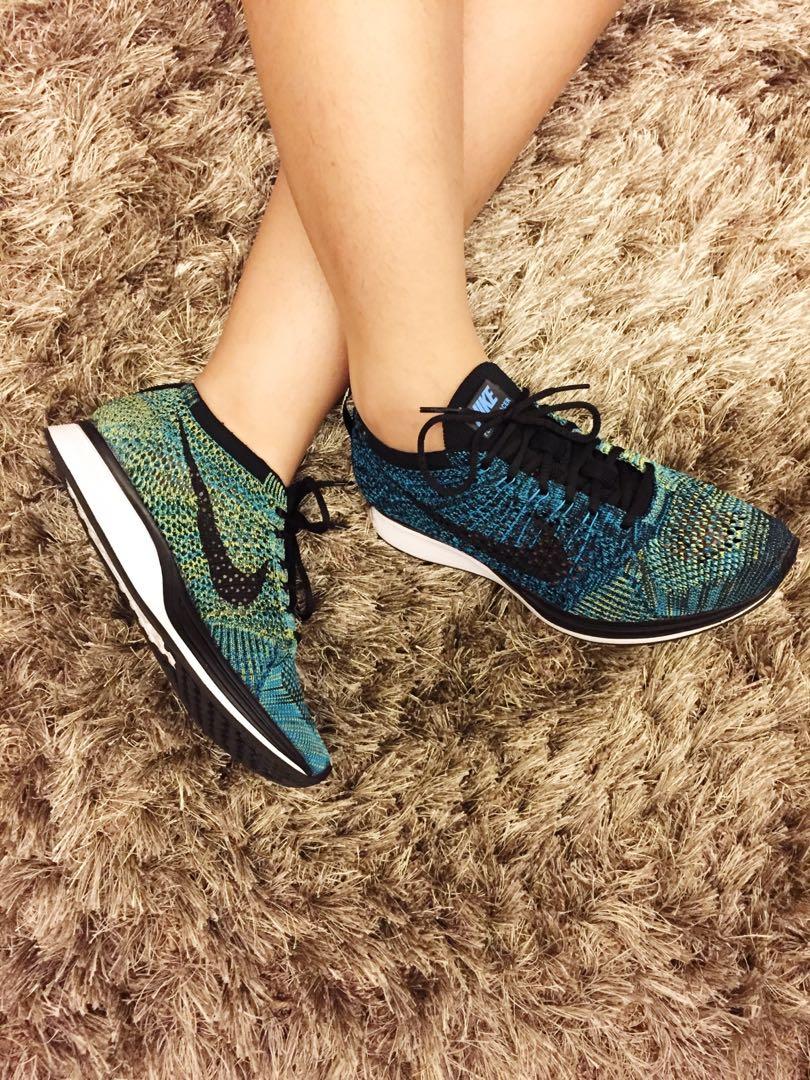 Nike flyknit racer hotsell blue glow on feet