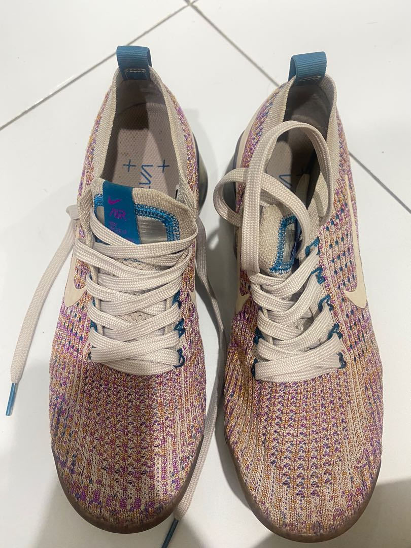 colorful vapormax women