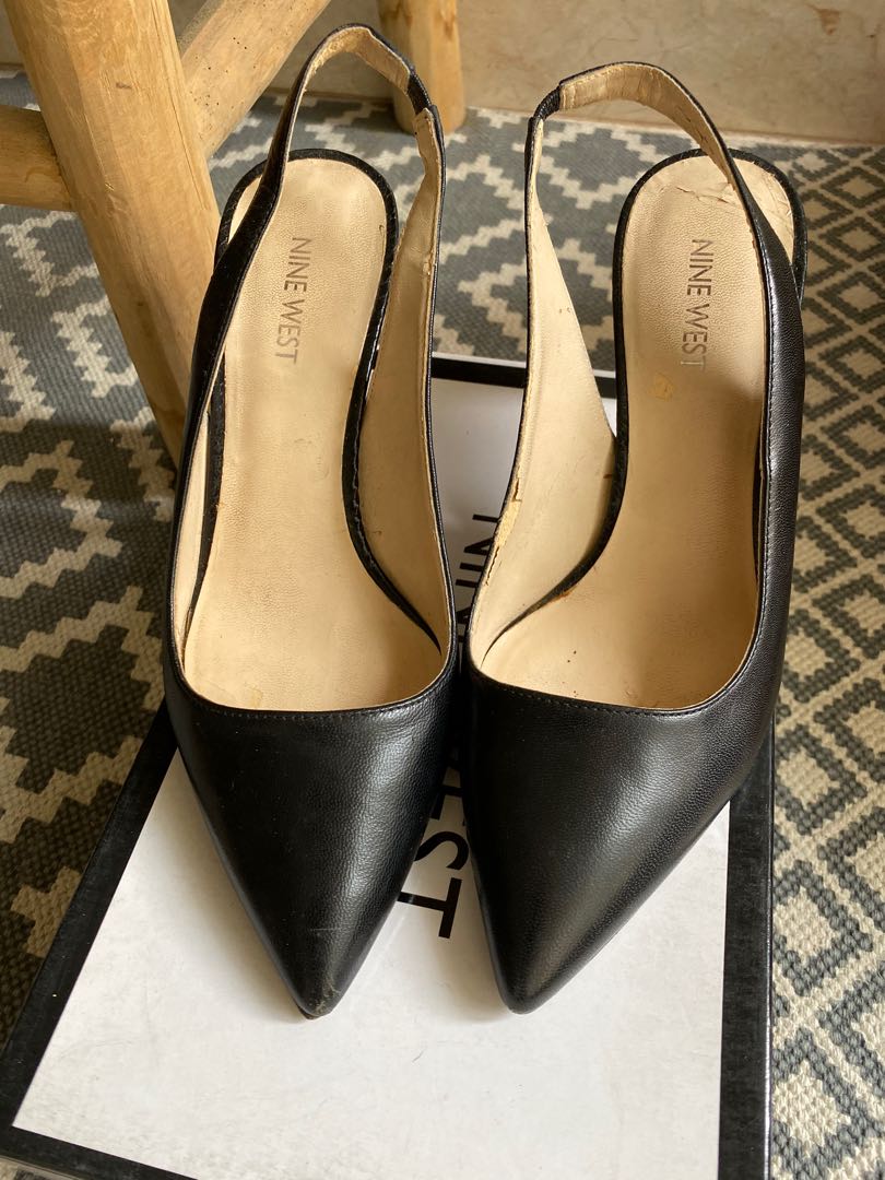 nine west black pumps