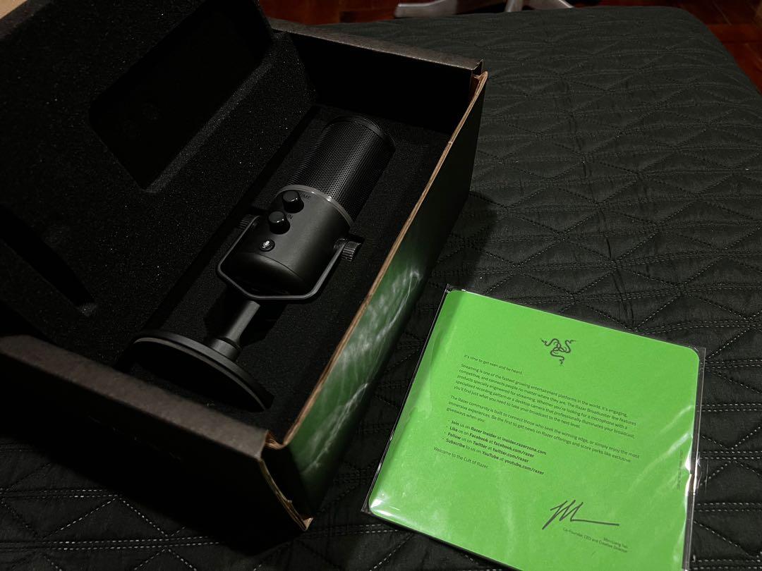Razer Seiren Elite Streaming Microphone (Category: Microphones) located in Paranaque City. Submitted by migs. (Listing ID 1157343333, Image 3). Description: Razer Seiren Elite Used but not abused Complete box Plug and play Only issue: check last photo, but it is 100% working and 100% usable. Does not affect connection or quality. I can send a testing video. RFS: extra microphone Payment: BPI transfer or Gcash.