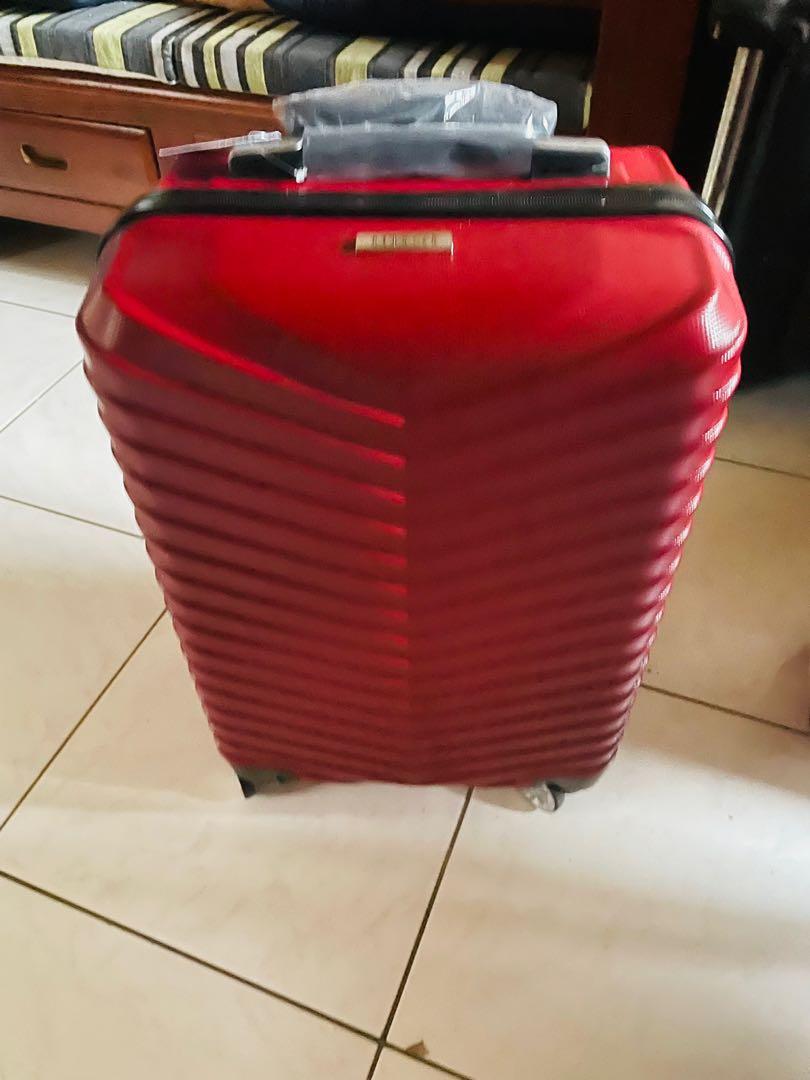 ［全新］REBACCA 20吋魅力紅行李箱 照片瀏覽 1