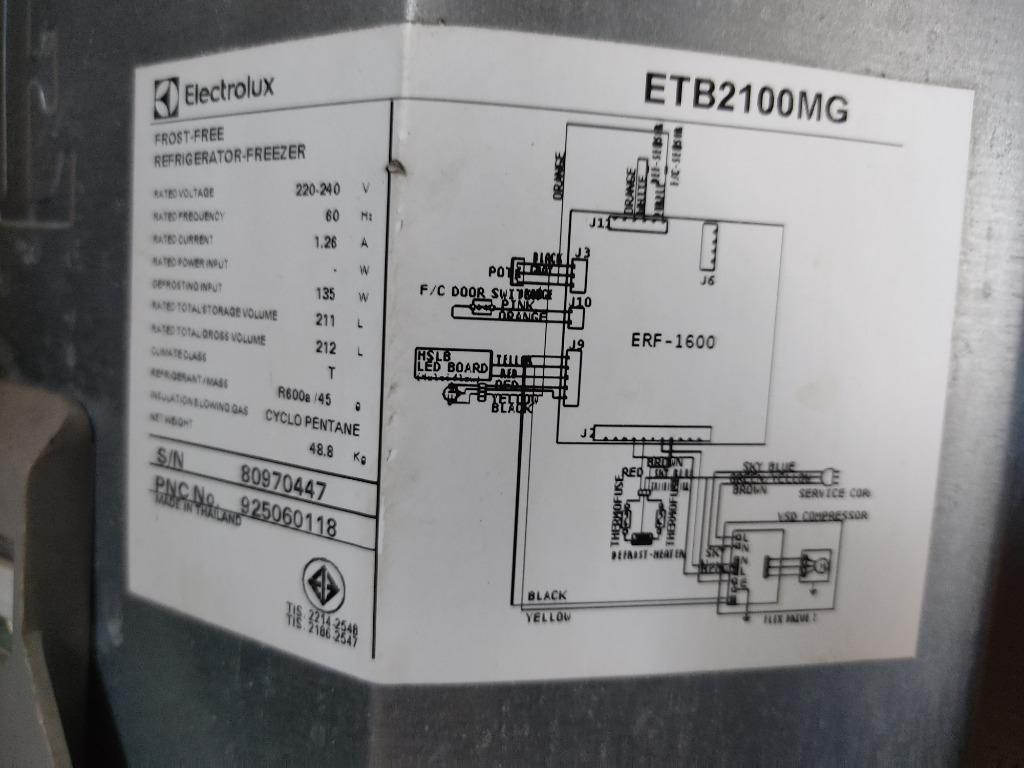 [Rush] Electrolux ETB2100MG Two Door Refrigerator, TV & Home Appliances, Kitchen Appliances