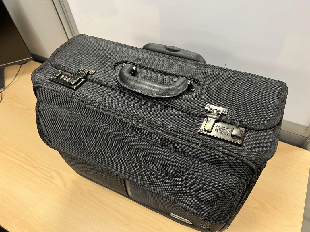 Samsonite wheeled catalog case hot sale