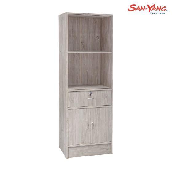 SAN YANG BOOKSHELF 400340 (IVORY OAK) (Category: Shelves, Cabinets & Racks) located in Batangas. Submitted by anythingkavouge (Listing ID 1157436089, Image 1). Description: RFS: DECLUTERRING. PURCHASE ANOTHER CABINET. USE ONLY FOR A MONTH. 2,950 ORIGINAL PRICE. 🛍ITEM IS ALREADY ASSEMBLED. MAY SABLAY SA PAGKAKAGAWA, YUNG LOCK NG CABINET SA BABA. BUTTT STILL FUNCTIONAL AND SERVE ITS PURPOSE. 🛍 PICK UP AT MANDALUYONG AREA. San-Yang Bookshelf 40034
