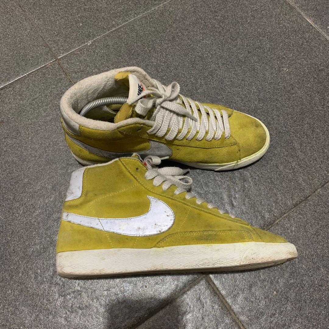 sepatu nike blazer mid mustard