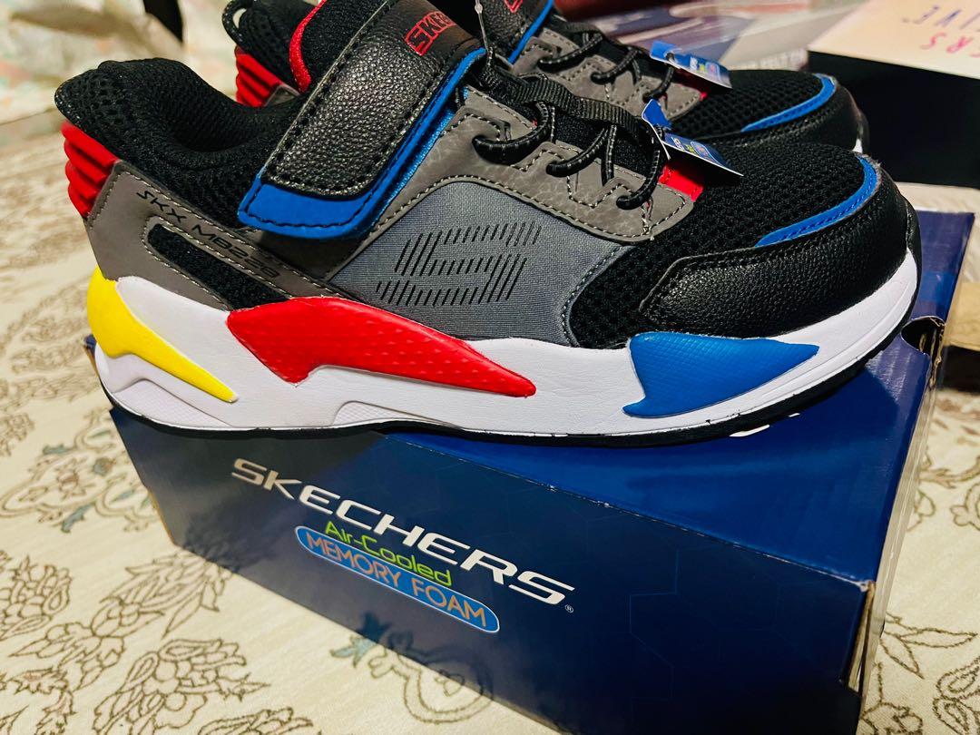 Skechers Boys Ultrasurge Shoes for sale NEW Size US 4 EUR 36
