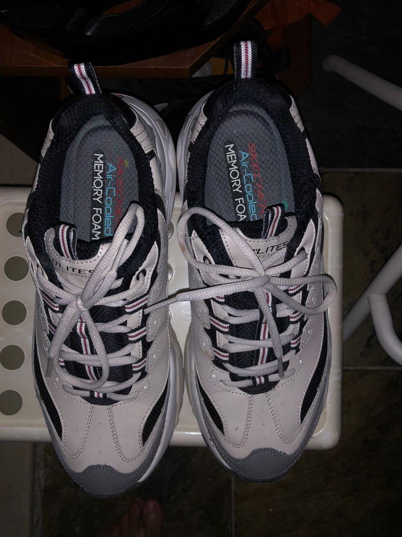D light skechers discount