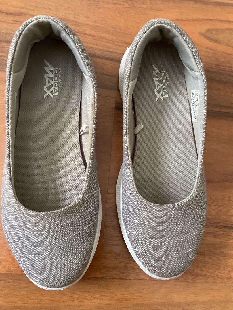 Skechers GOGA Max Women s Fashion Footwear Flats on Carousell
