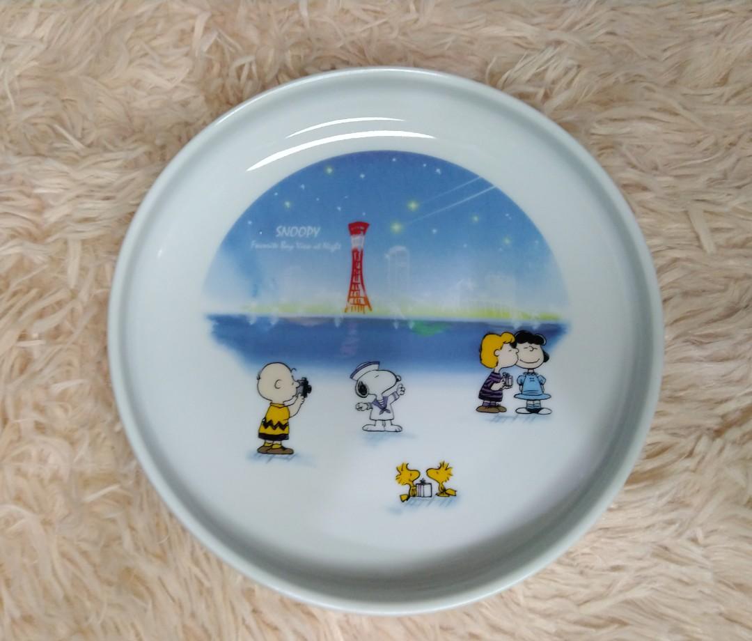 Snoopy Collectible 6.5inc. plate (Category: Dinnerware & Cutlery) located in Bocaue. Submitted by rarestar.07ba01 (Listing ID 1157414908, Image 1). Description: Snoopy Collectible 6.5inc. plate.