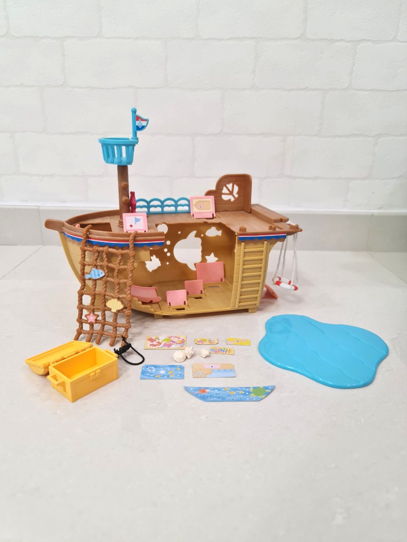 Sylvanian families treasure ship shop