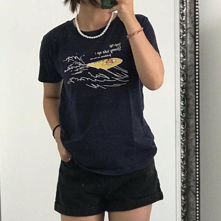 Uniqlo Sanrio Gudetama T-shirt, Fesyen 