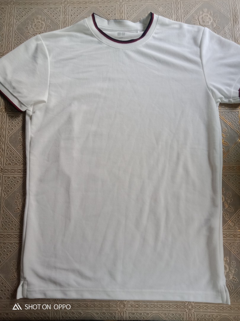 Uniqlo slim fit white shirt, Men's Fashion, Tops & Sets, Tshirts & Polo