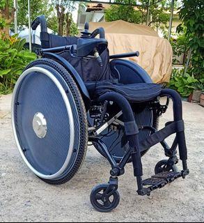 Used Wheel Line Mobility Zenith Series Rechargable  Wheelchair
