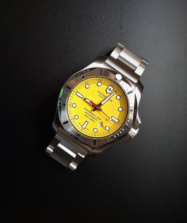 Victorinox inox sales diver yellow