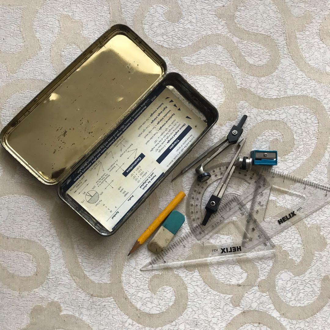 Vintage Oxford mathematical instruments (complete set) in tin box ...