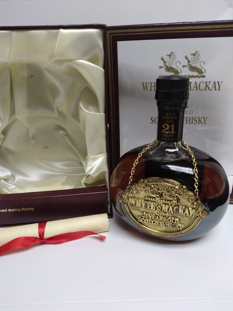 WHYTE & MACKAY　木樽　容量不明 WHYTE & MACKAY 木樽 容量不明
