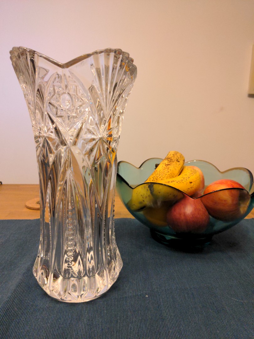 12 Inch Glass Vase (unused), Furniture & Home Living, Home Decor, Vases