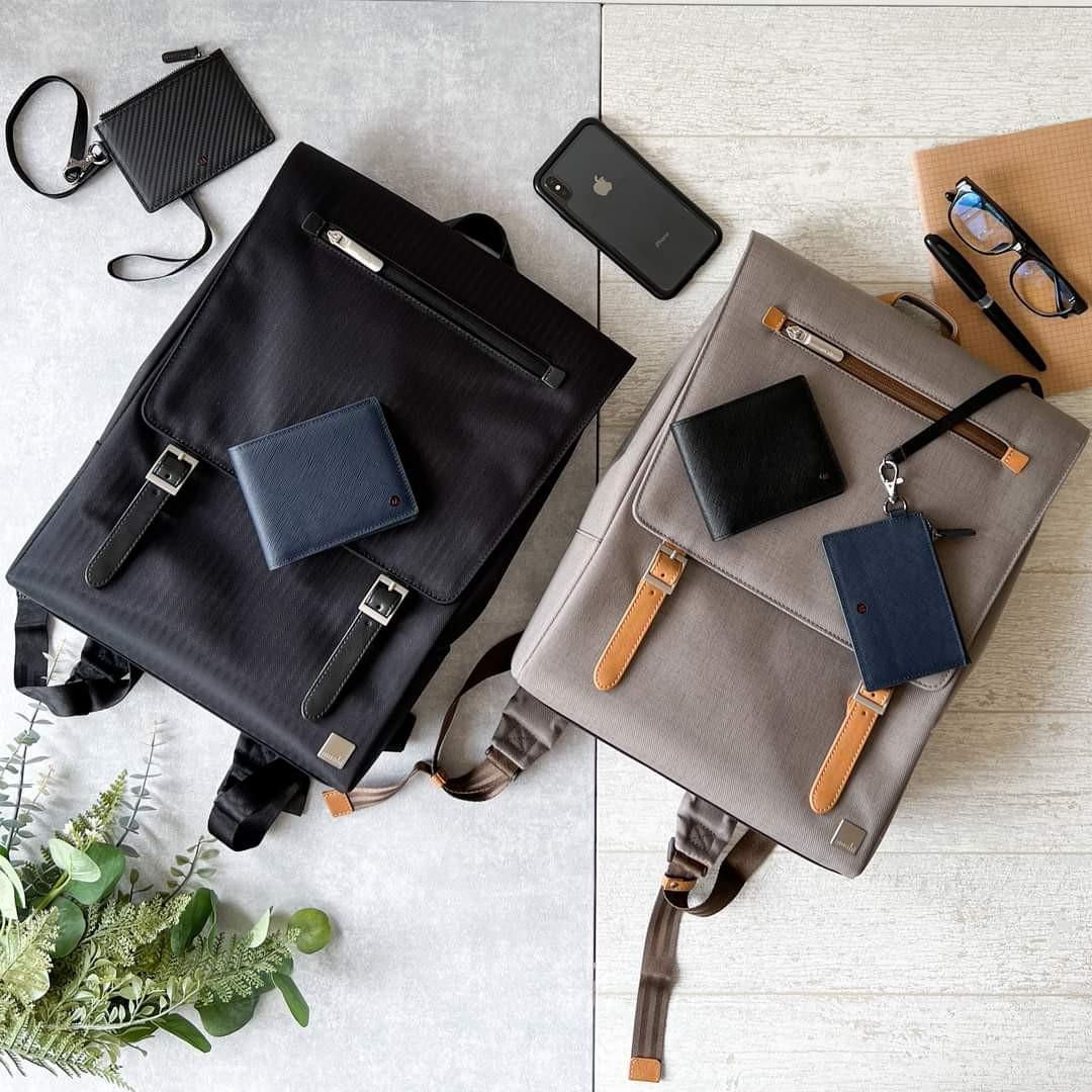 7 11 moshi Helios Lite