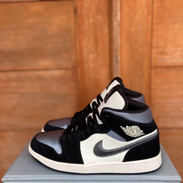 Air Jordan 1 Mid Satin Grey, Fesyen 