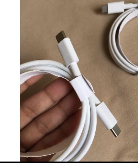 Apple type C, lightning to type C , lightning cable (Category: Chargers & Cables) located in Davao. Submitted by akvtOS (Listing ID 1157652851, Image 3). Description: Genuine po ang cable, galin ito sa cellphones na set. .