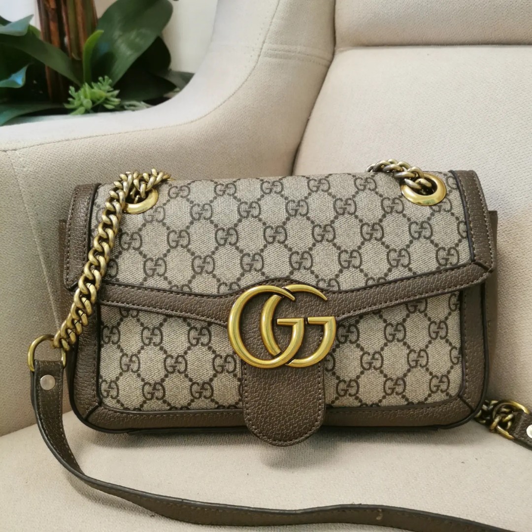 Beg tangan Gucci Luxury Bags Wallets on Carousell