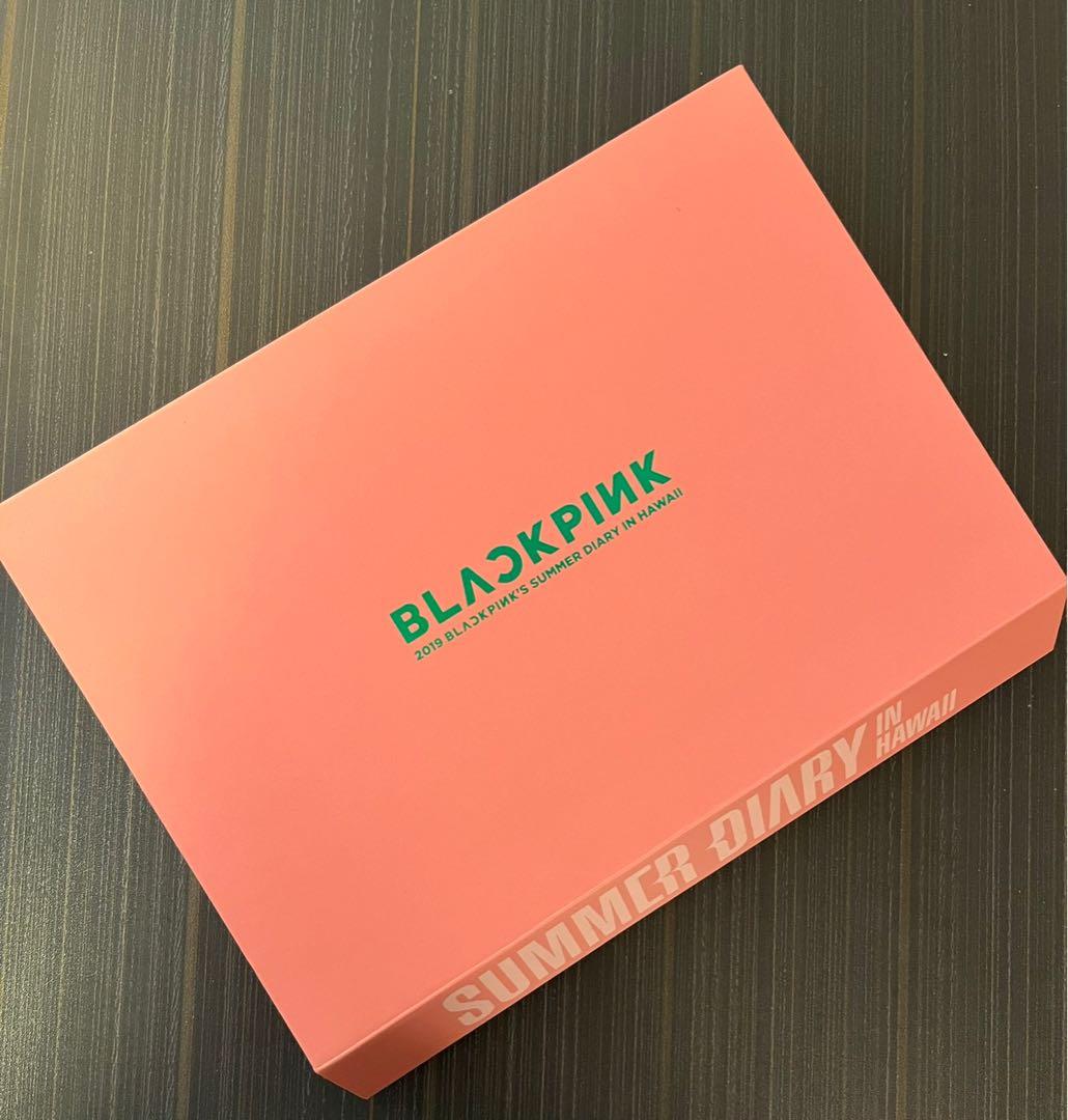 Blackpink 2019 summer diary in Hawaii, 興趣及遊戲, 收藏品及紀念品