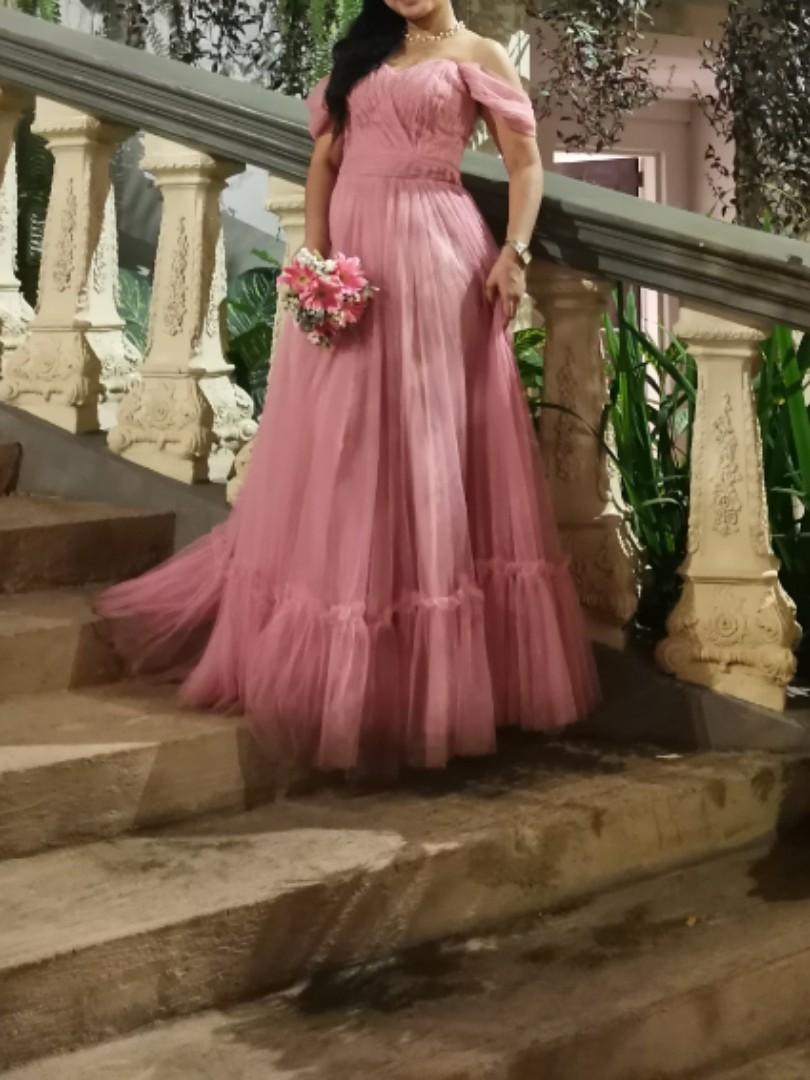 Accessories for old rose gown deals