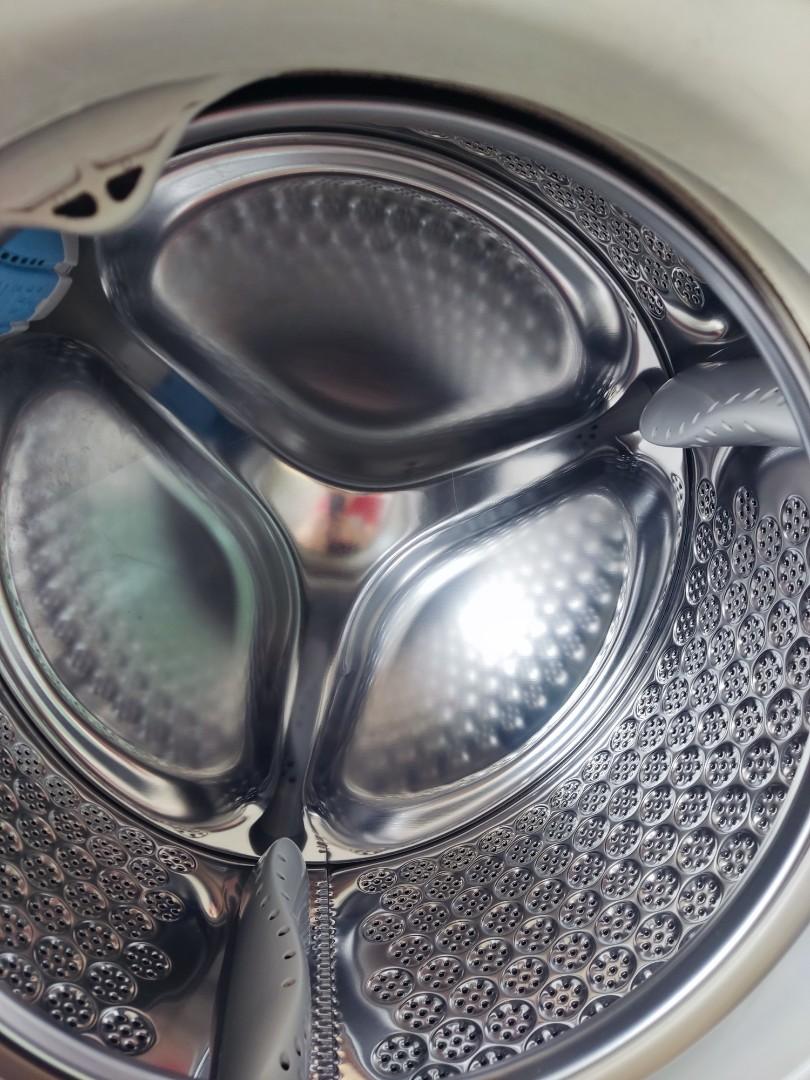 Electrolux front loader washing machine, TV & Home Appliances, Washing