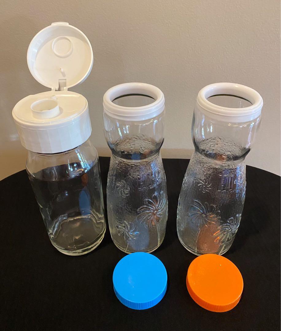 Glass bottle pitcher/dispenser canister (Category: Pitchers & Dispensers) located in Quezon City. Submitted by sunlaymac (Listing ID 1157563815, Image 3). Description: For juice , milk, tea P450 for all 3 pitchers Take all No box . Tight cap .