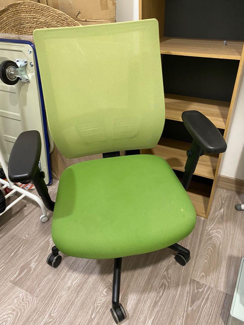 Haworth Office Chair Adjustable, Furniture & Home Living, Furniture