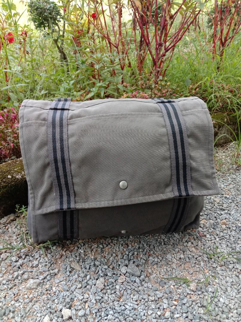 Hermes Messenger Bag, Luxury, Bags & Wallets on Carousell