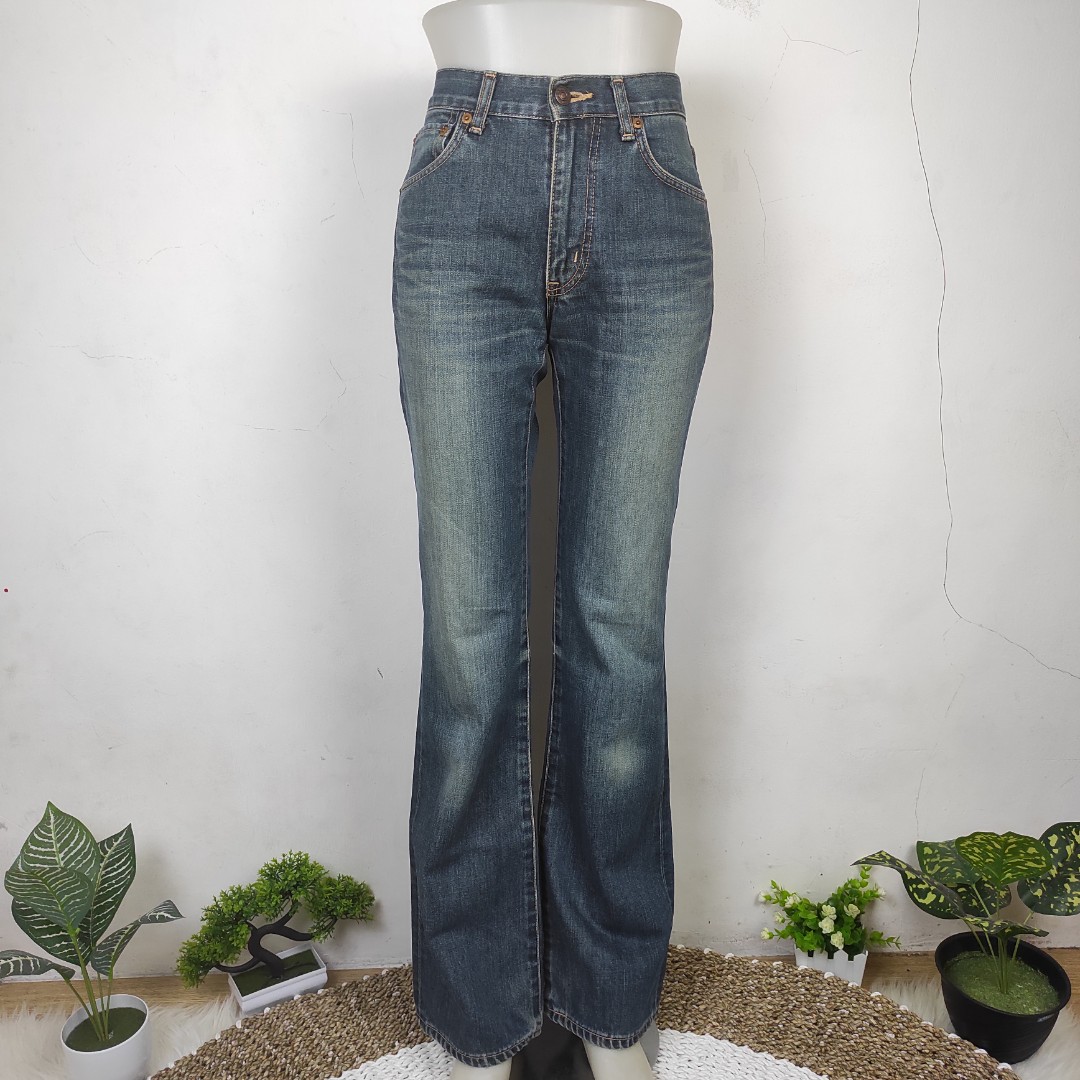 Highwaist jeans boot cut, Fesyen Wanita 