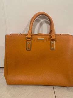 （分類：）位於 。 由 hally55 提交（商品編號 1157595895，圖片 1）。簡介： 。