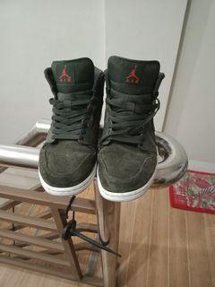 Jordan 18 yellow suede, Men's Fashion, Footwear, Casual Shoes on Carousell