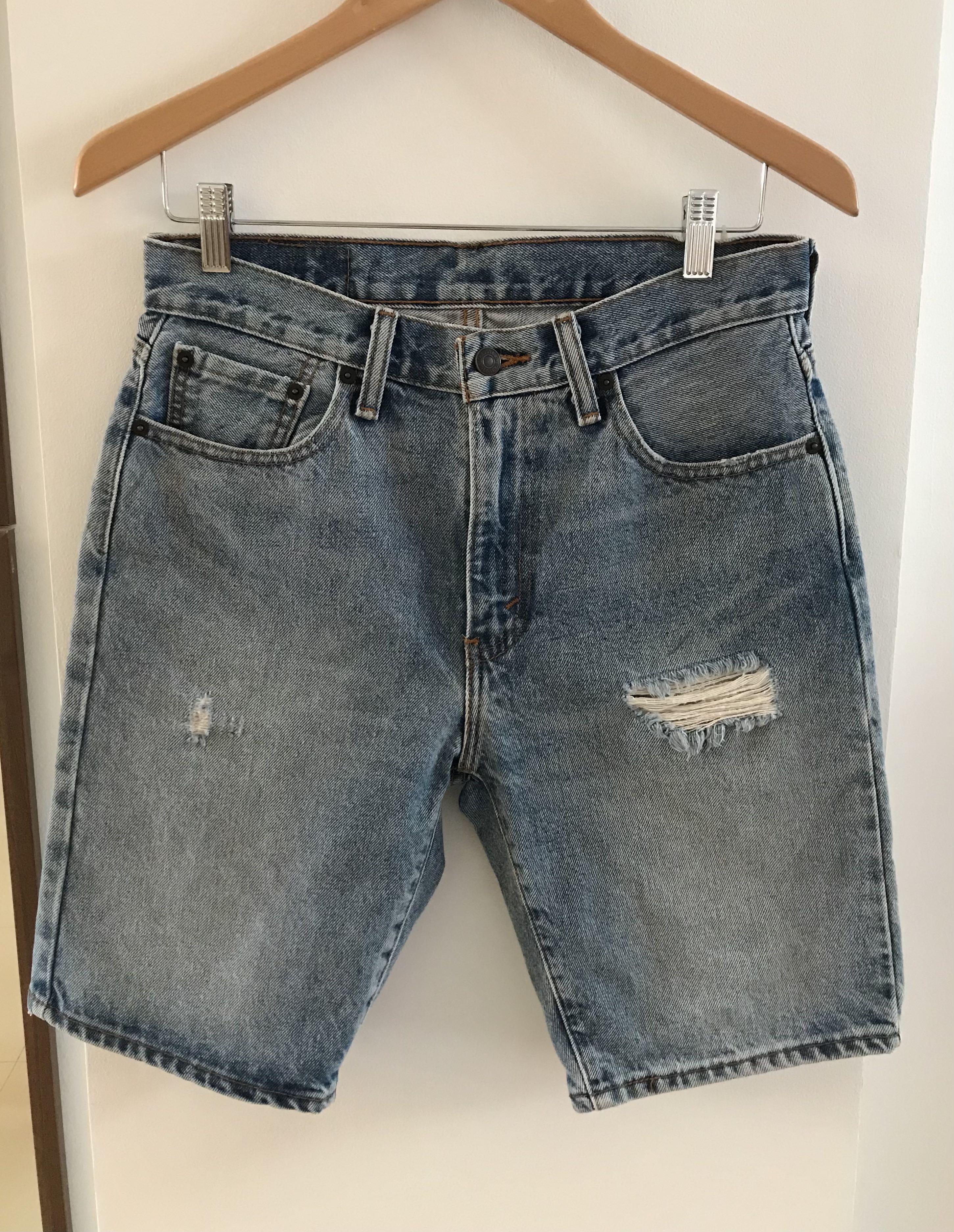 Levis 505C distressed Size 30-31 length 19 inches Like new Condition, Men's  Fashion, Bottoms, Shorts on Carousell
