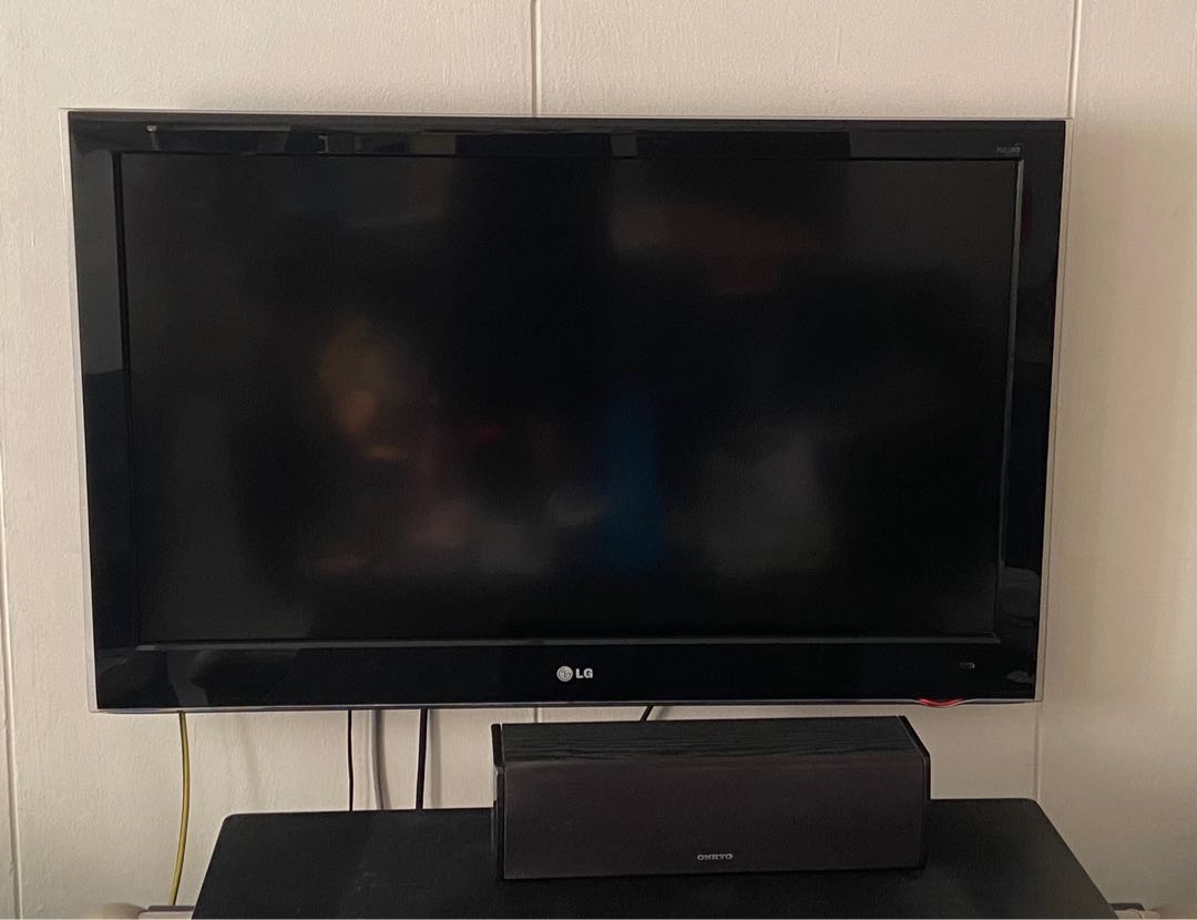 lg-tv-home-appliances-tv-entertainment-tv-on-carousell