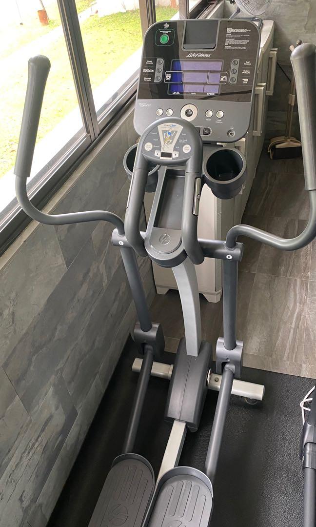 Lifefitness X3 Elliptical Trainer, Sports Equipment, Exercise & Fitness